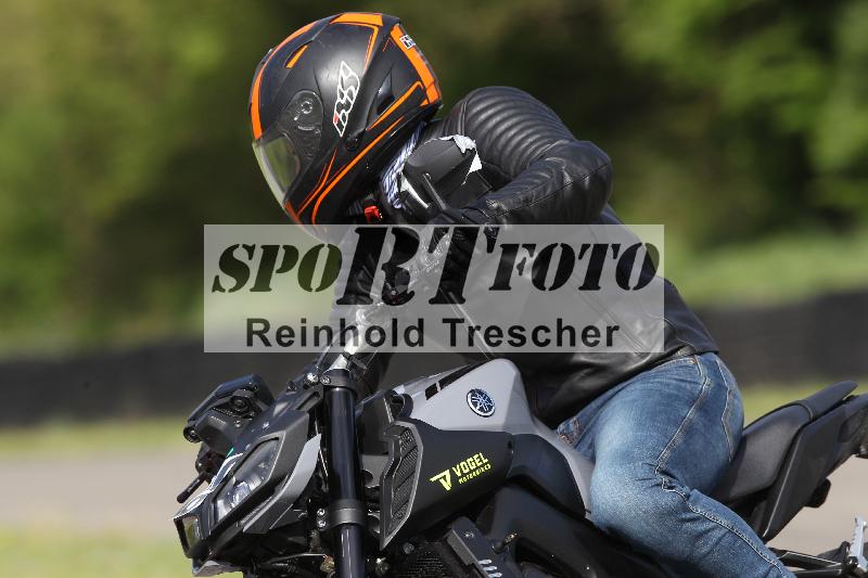 Archiv-2025/10 23.04.2025 Cornu Master School ADR/gruen-vert/60